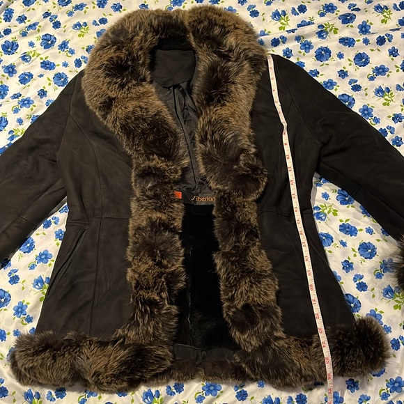 Brand new Leather and fur winter jacket - Picture 7 of 12